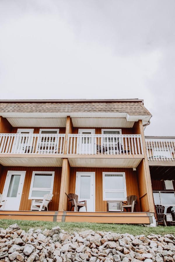La Place Rendez-Vous Hotel Fort Frances Exterior foto