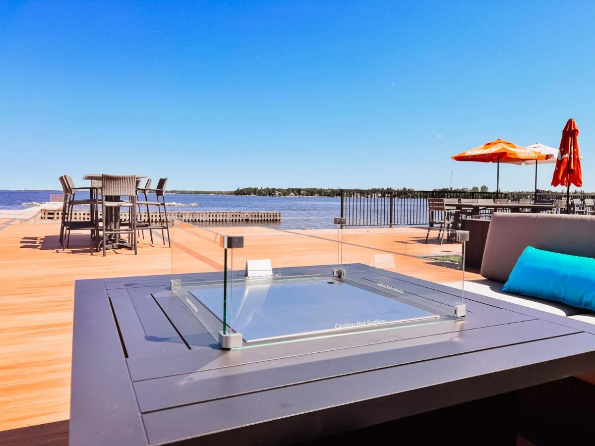 La Place Rendez-Vous Hotel Fort Frances Exterior foto