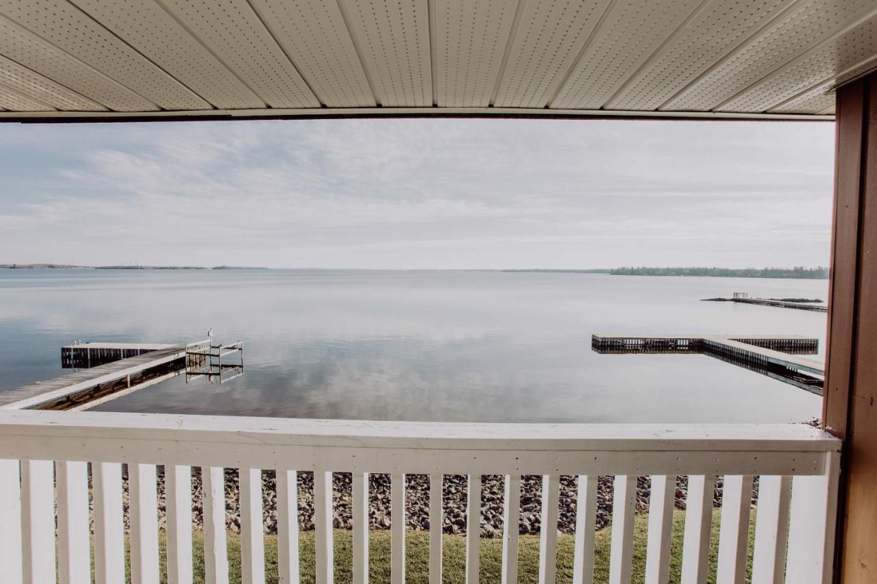La Place Rendez-Vous Hotel Fort Frances Exterior foto